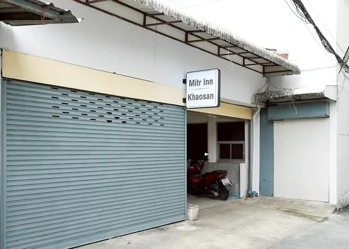 아파트 Mitr Khaosan - ถนนข้าวสาร 방콕